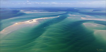 Sand Patterns - Moreton Bay - QLD T (PBH4 00 19169)